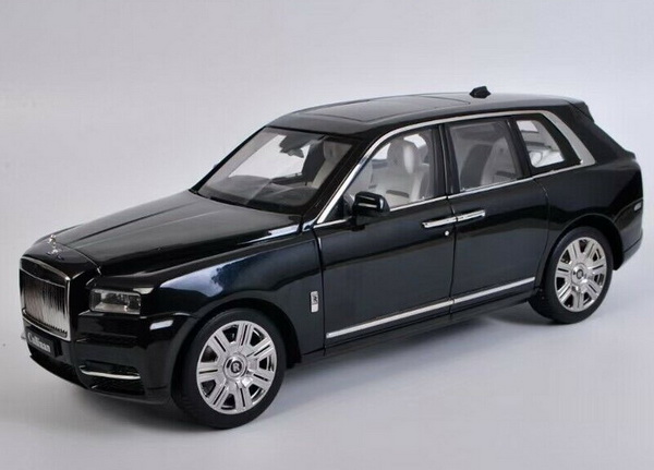 Модель 1:18 Rolls-Royce Cullinan - black