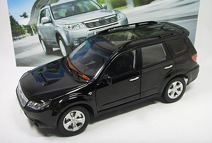 Модель 1:18 Subaru Forester - black
