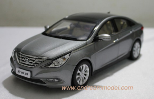 Модель 1:18 Hyundai Sonata - grey