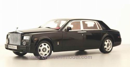 Модель 1:18 Rolls-Royce Phantom - black