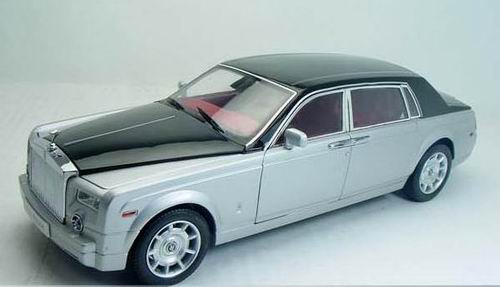 Модель 1:18 Rolls-Royce Phantom - silver/black