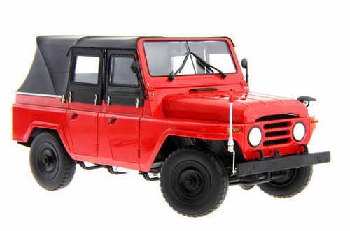 Модель 1:18 Beijing Jeep BJ212 - red (Closed)