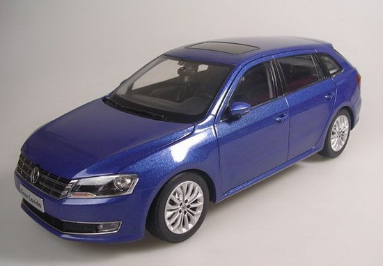 Модель 1:18 Volkswagen Gran Lavida hatchback - Blue