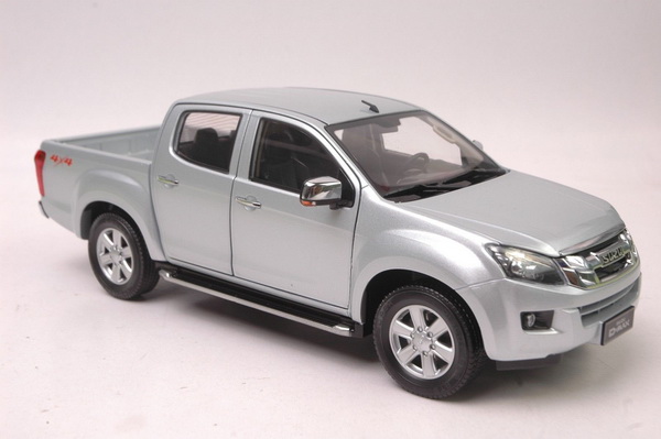 isuzu d-max pickup - silver CPM18329 Модель 1:18