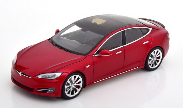 Модель 1:18 Tesla Model S P100D 2016 - red met.