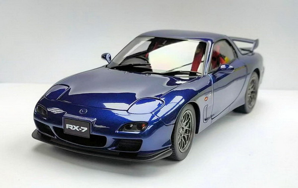 Модель 1:18 Mazda RX-7 Spirit R - Blue