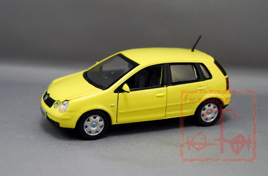 Модель 1:43 Volkswagen Polo - yellow