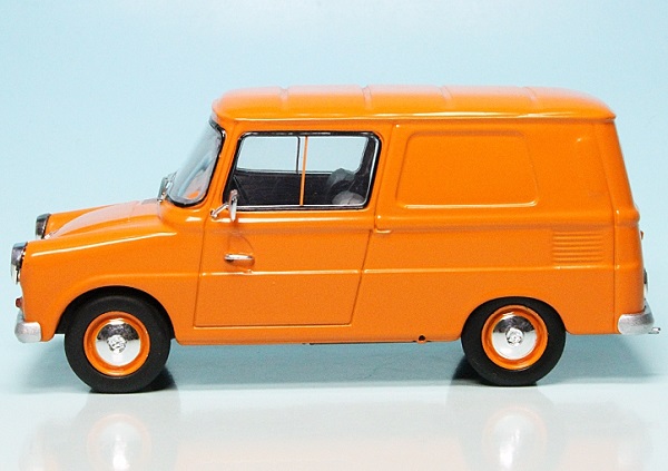 Модель 1:43 VW Fridolin T147 Van