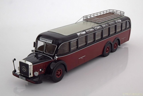 Модель 1:43 Mercedes-Benz O 10000 bus - dark red/black