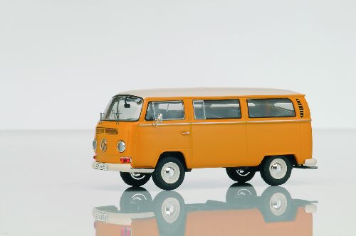 volkswagen t2-a bus l - yellow/creme 11305 Модель 1:43