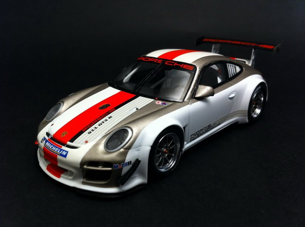 Модель 1:43 Porsche 911 (997II) GT3 R Presentation