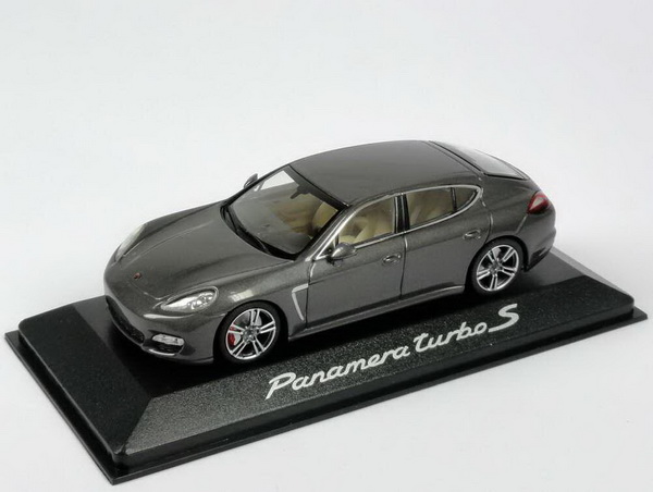 Модель 1:43 Porsche Panamera turbo S - grey