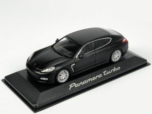 Модель 1:43 Porsche Panamera turbo - black matt