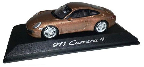 Модель 1:43 Porsche 911 (991) Carrera 4 Coupe 2011 - brown