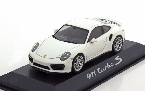 Модель 1:43 Porsche 911 (991) turbo S - white