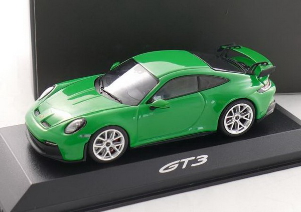 Porsche 911 GT3 Type 992 2021 Python Green