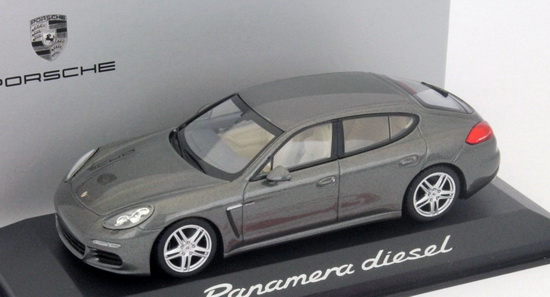 Модель 1:43 Porsche Panamera diesel - dark grey