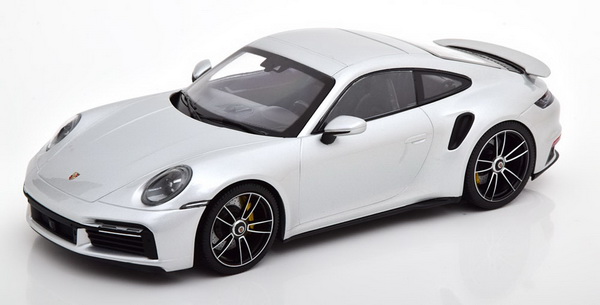 Модель 1:18 Porsche 911 (992) turbo S Coupe 2020 - Silver
