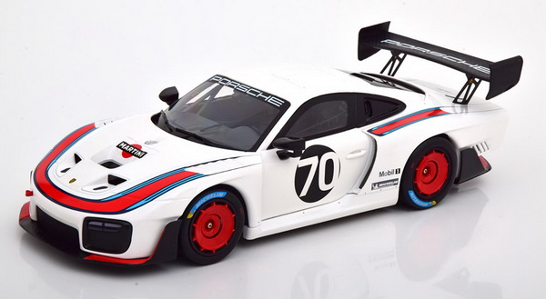 Porsche 935/19 2018 Martini