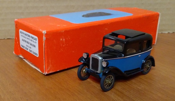Модель 1:43 Austin BOX SALON