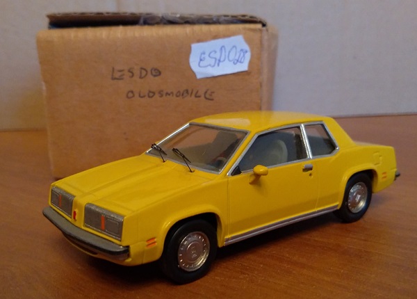 Oldsmobile Omega - yellow ESDO28 Модель 1:43