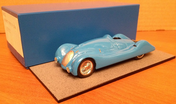 Модель 1:43 Bugatti T57S/45 - blue