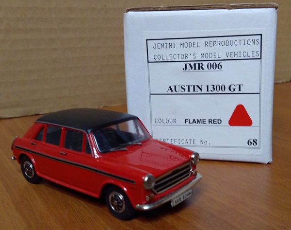 Модель 1:43 Austin 1300 GT - RED/BLACK