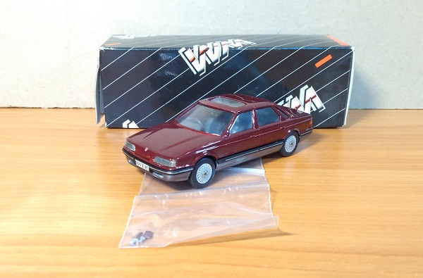 Модель 1:43 Rover 800 Sterling - Dark red