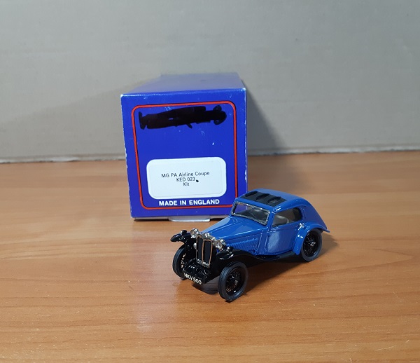 MG PA Airline Coupe - blue/black KED023 Модель 1:43