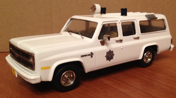 Модель 1:43 Chevrolet CIO Suburban Police NL (L.E.100pcs)