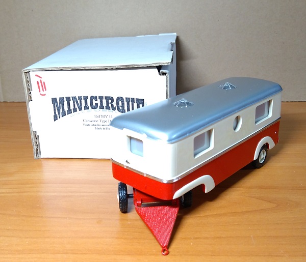 Модель 1:50 Caravane