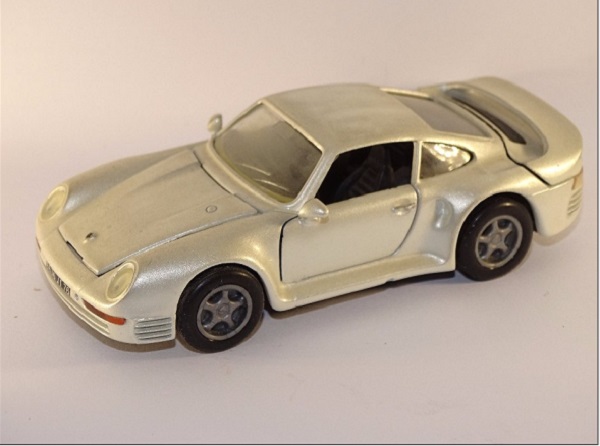 Модель 1:43 Porsche 959 - gold