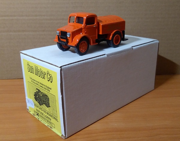 Модель 1:50 Bedford OS Municipal Refuse Lorry