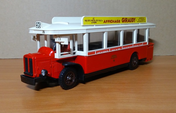 Модель 1:50 Renault TN6C Lyon Bus - red/white