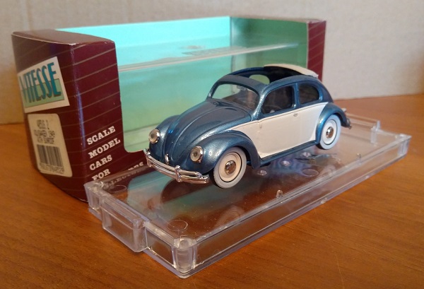 volkswagen - beetle with capote open V405US2 Модель 1:43