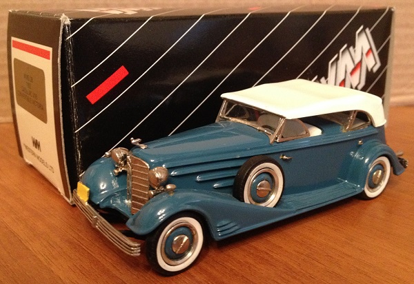 Модель 1:43 Cadillac V16 Convertible Victoria - Blue/white Top
