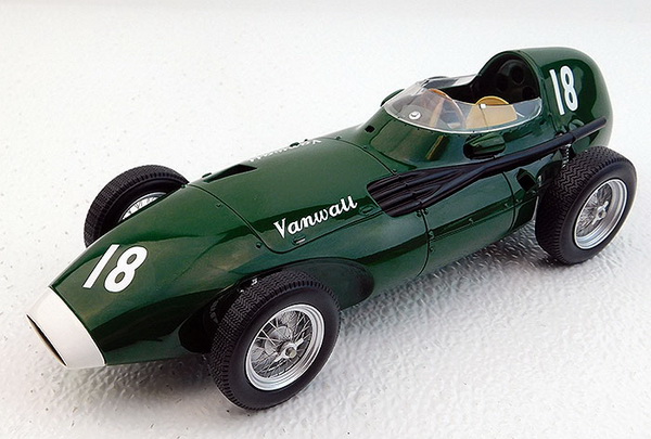 Модель 1:18 Vanwall Special №18 Winner Monza GP (Stirling Moss)
