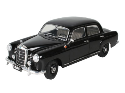 Модель 1:18 Mercedes-Benz 180 «Ponton» - black