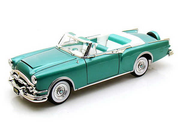 Модель 1:18 Packard Caribbean - Green