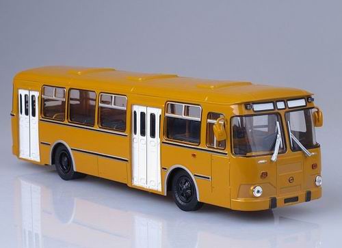 Автобус677m автобус 6900078-900001 Модель 1:43