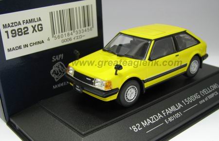 Модель 1:43 Mazda Familia XG - yellow