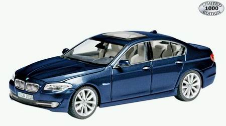 Модель 1:43 BMW 5er Sedan (F10) - imperial blue