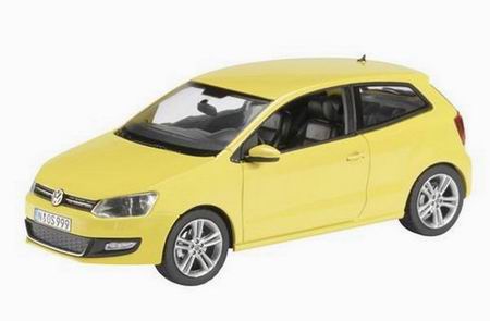 Модель 1:43 Volkswagen Polo - yellow