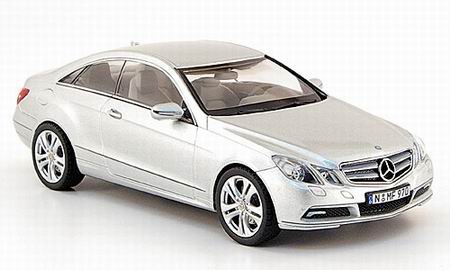 Модель 1:43 Mercedes-Benz E-class Coupe (C207) - silver (L.E.1000pcs)