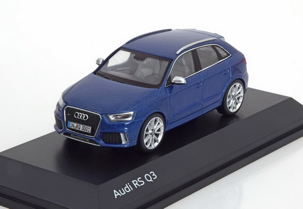 Модель 1:43 Audi RS Q3 - Blue