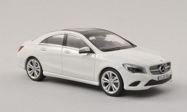 Модель 1:43 Mercedes-Benz CLA-class (C117) White