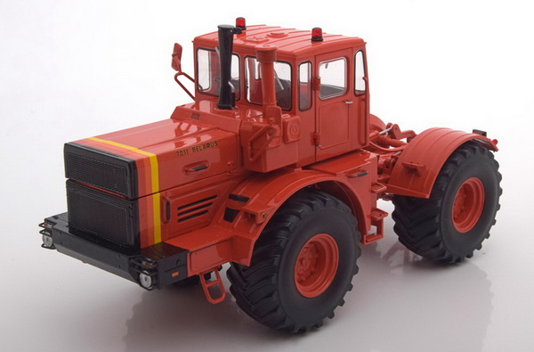 Модель 1:32 «Кировец» К-700А / «Belarus 7011» трактор - orange