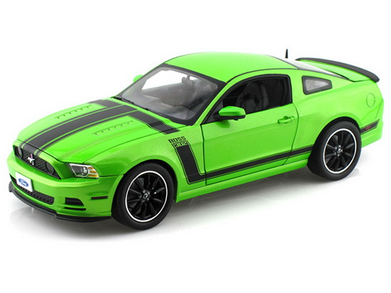 Модель 1:18 Ford Mustang Boss 302 - green