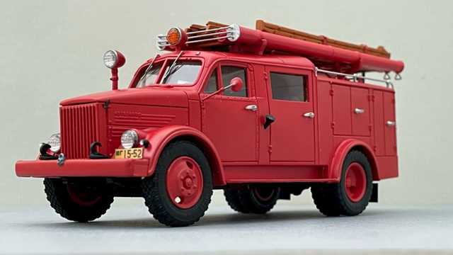 Автоцистерна ПМГ 6 (51) Грабовского завода противопожарного оборудования (после модернизации) SL222 Модель 1:43
