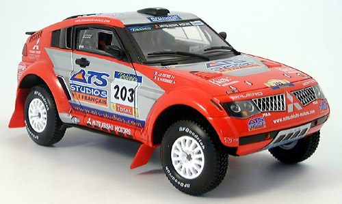 Модель 1:18 Mitsubishi Pajero №203 Winner Rally Dakar (Stephane Peterhansel - Jean-Paul Cottret)